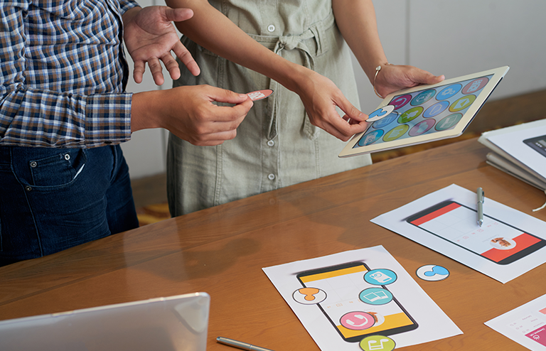Engaging Audiences Through Social Media Mastery